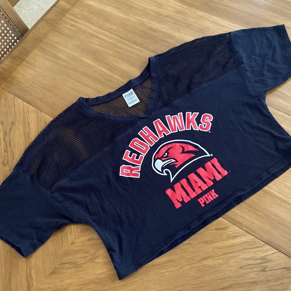 PINK VS MIAMI REDHAWKS CROPPED TEE